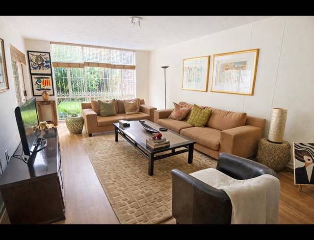 4 BEDROOM TOWNHOUSE FOR SALE IN ST ANDREWS